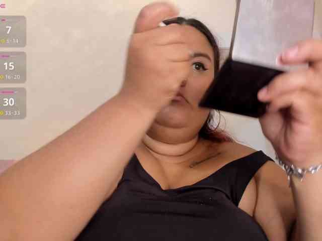 Kimiekaboom webcam