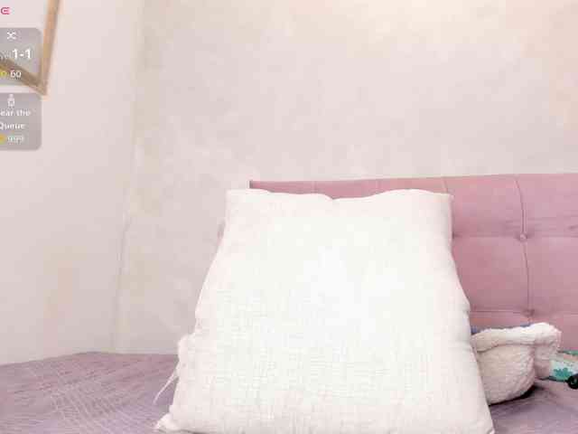 Kimiekaboom webcam