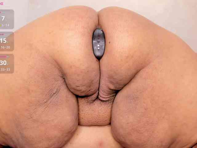 Kimiekaboom webcam