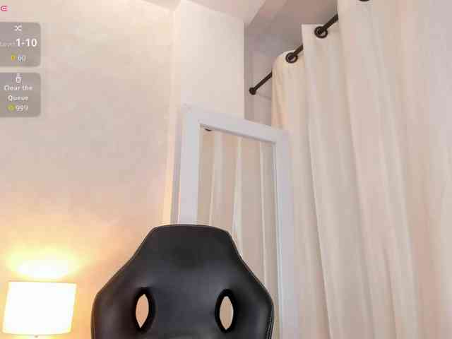 Kimiekaboom webcam