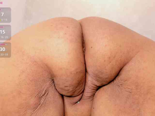 Kimiekaboom webcam