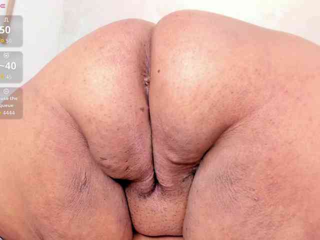 Kimiekaboom webcam
