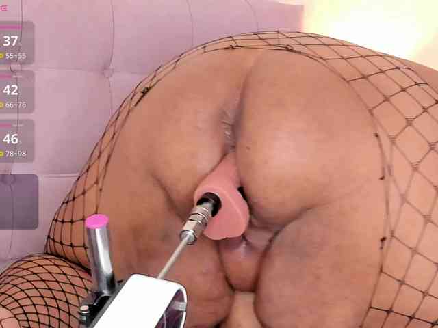 Kimiekaboom webcam