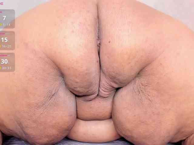 Kimiekaboom webcam