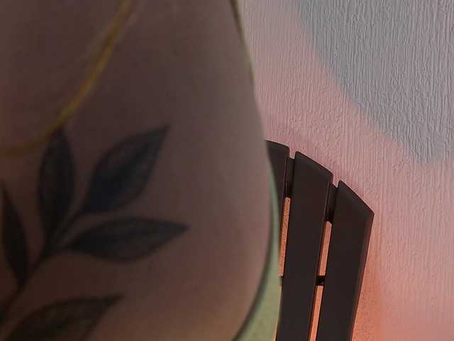 LisaMonroe live cam on BongaCams