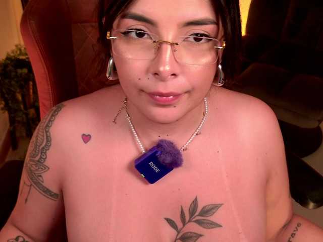 LisaMonroe live cam on BongaCams