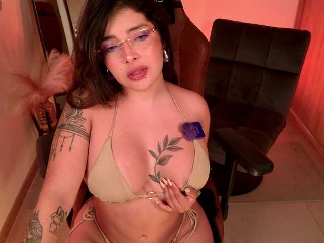 LisaMonroe live cam on BongaCams