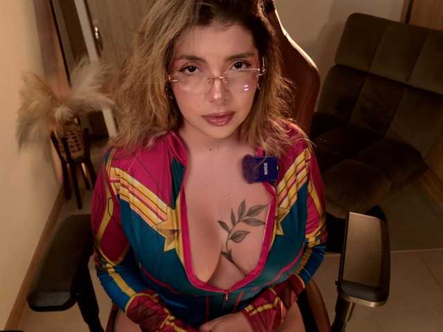 LisaMonroe live cam on BongaCams