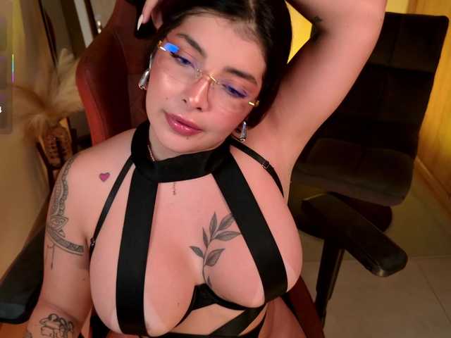 LisaMonroe live cam on BongaCams