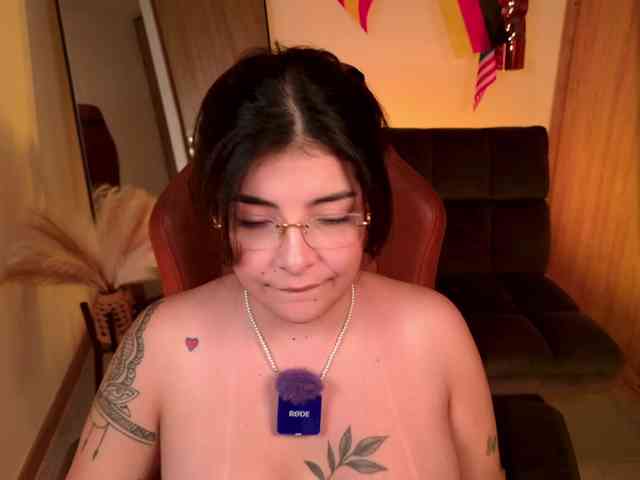 LisaMonroe webcam