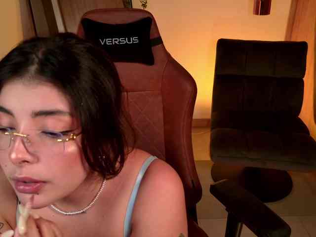 LisaMonroe LisaMonroe