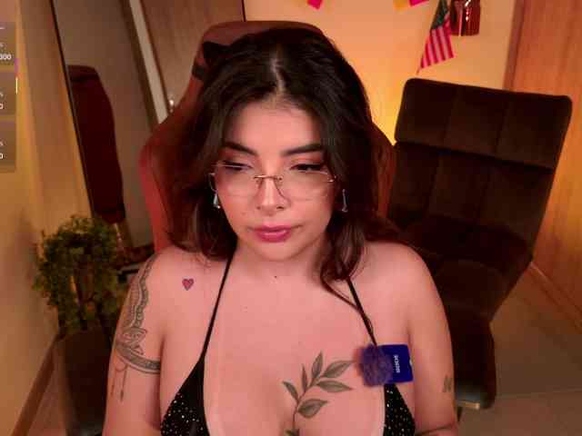 LisaMonroe webcam