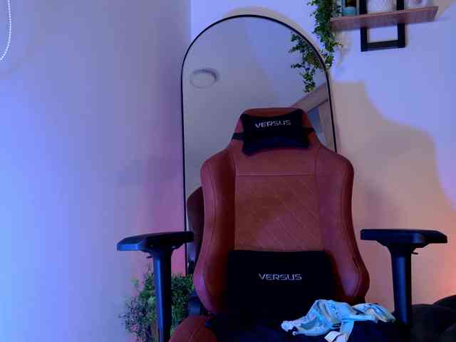 LisaMonroe webcam