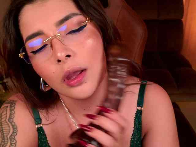 LisaMonroe webcam