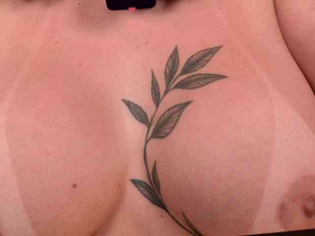 LisaMonroe webcam