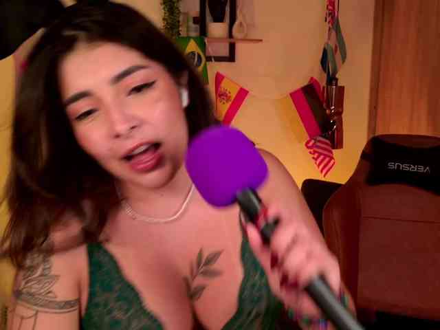 LisaMonroe LisaMonroe