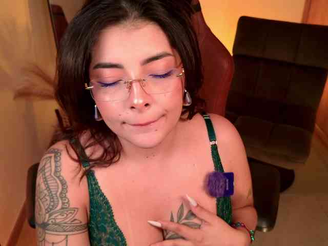 LisaMonroe webcam