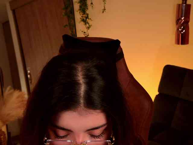 LisaMonroe webcam