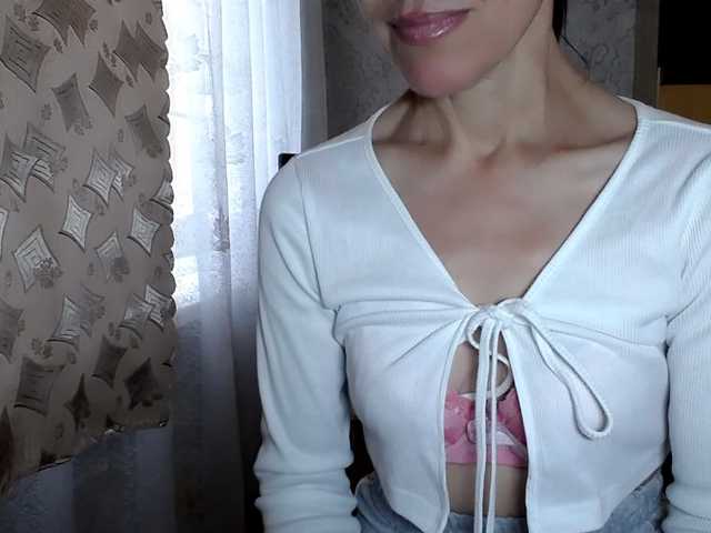 LadyL09 live cam on BongaCams
