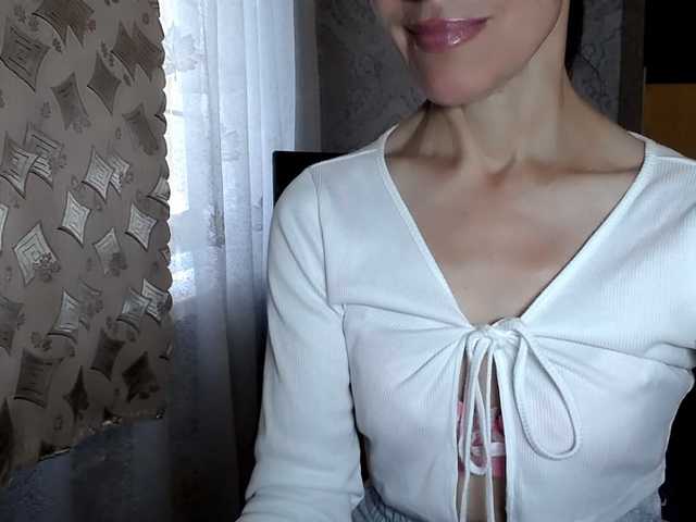 LadyL09 live cam on BongaCams