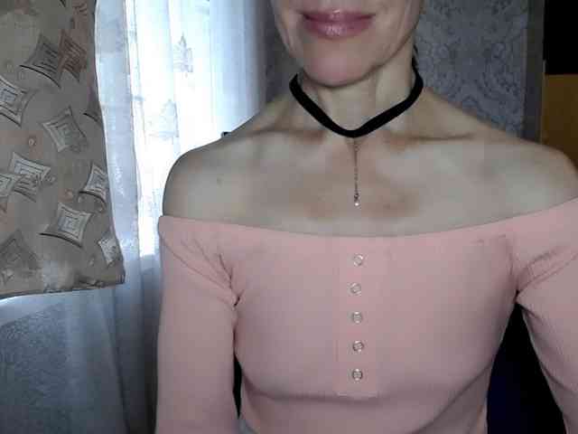 LadyL09 webcam