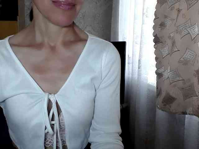 LadyL09 webcam