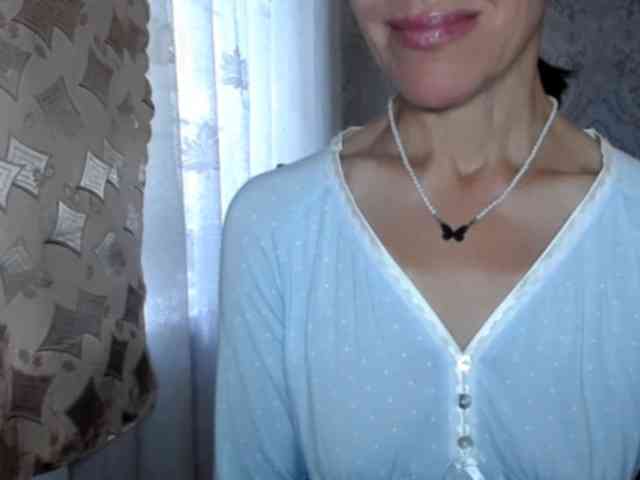 LadyL09 webcam