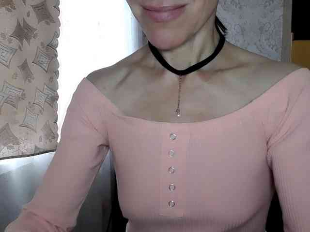 LadyL09 webcam