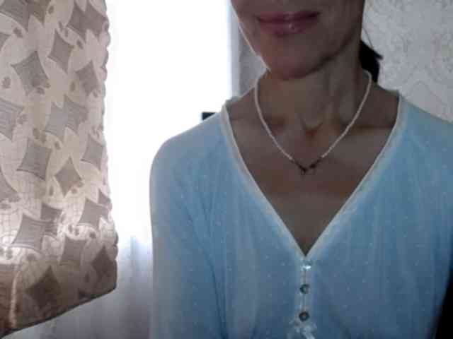 LadyL09 webcam