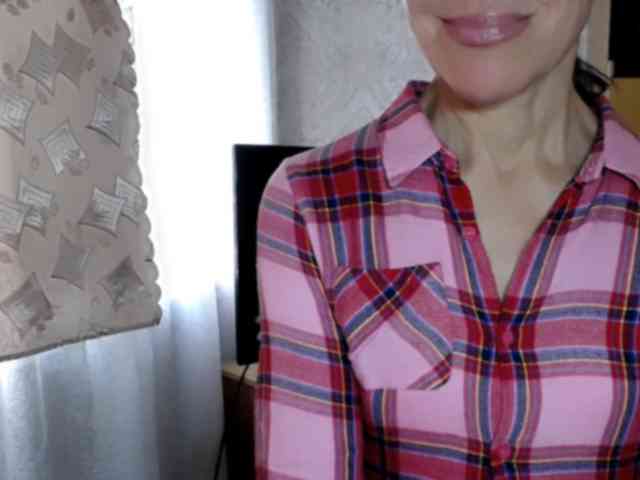 LadyL09 webcam