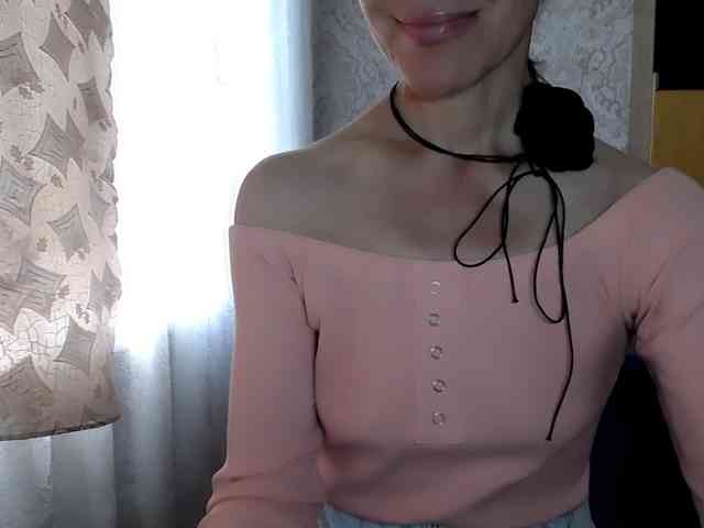 LadyL09 webcam