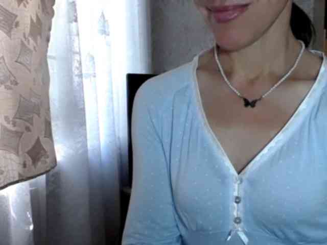 LadyL09 webcam