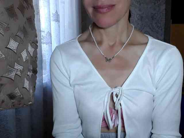 LadyL09 webcam