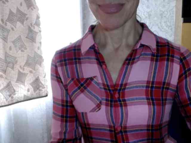 LadyL09 webcam