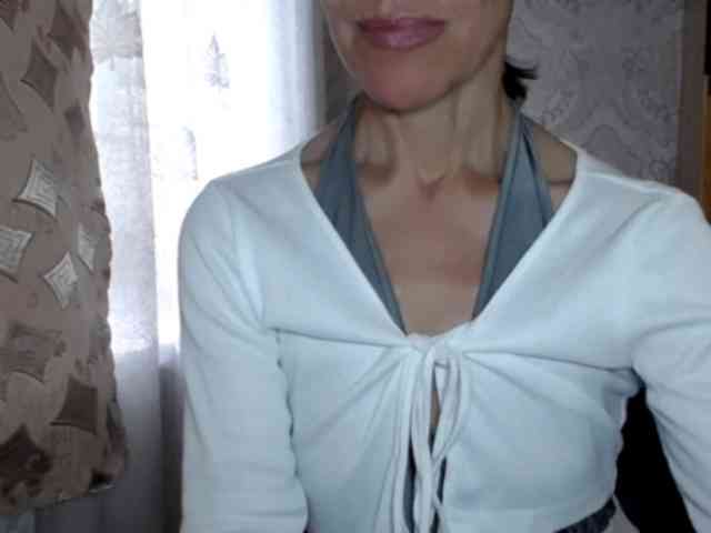 LadyL09 webcam