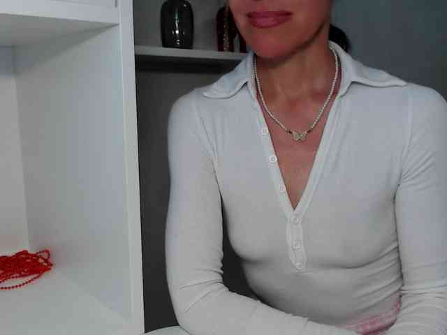 LadyL09 webcam