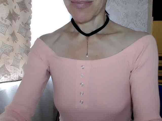 LadyL09 webcam