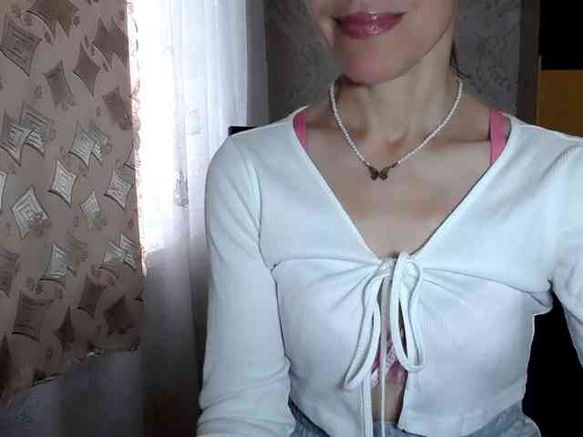 LadyL09 webcam