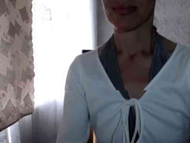 LadyL09 webcam