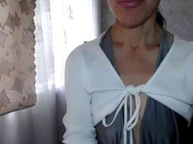 LadyL09 webcam