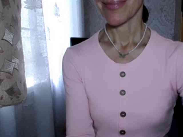 LadyL09 webcam