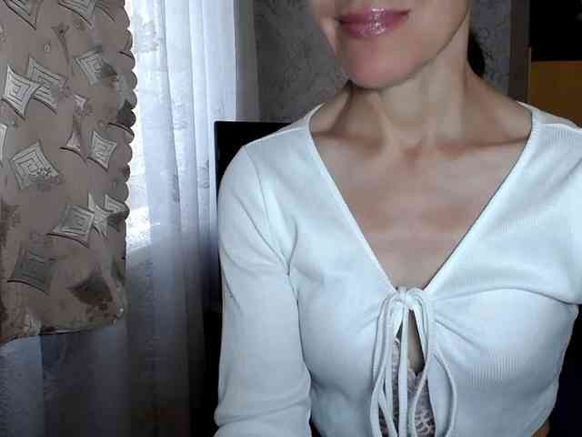 LadyL09 webcam
