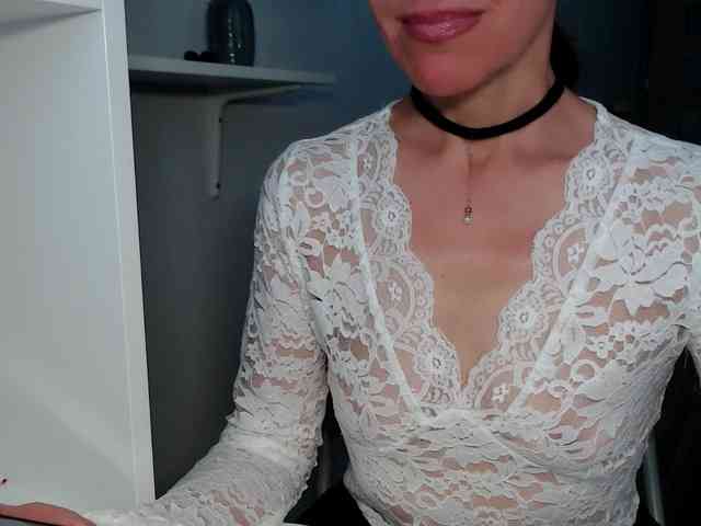 LadyL09 webcam