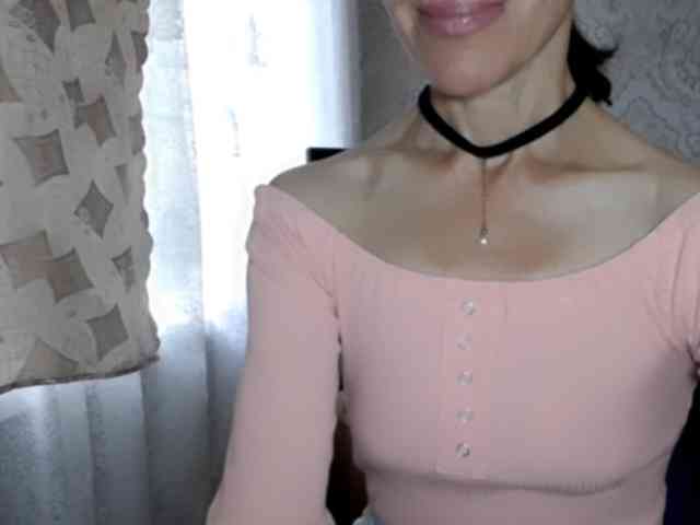 LadyL09 webcam