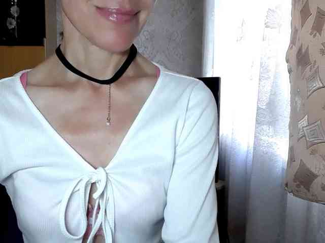 LadyL09 webcam