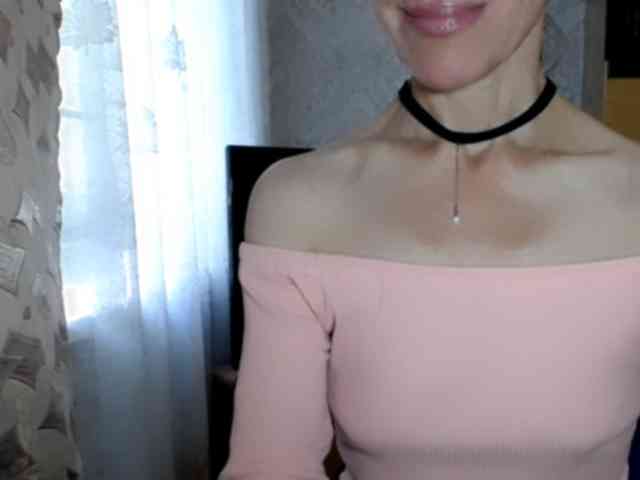 LadyL09 webcam