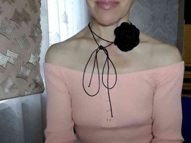 LadyL09 webcam