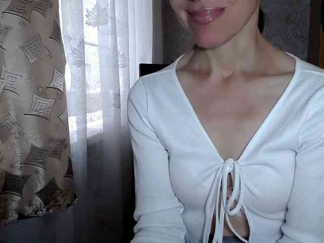 LadyL09 webcam