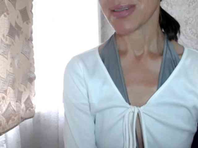LadyL09 webcam