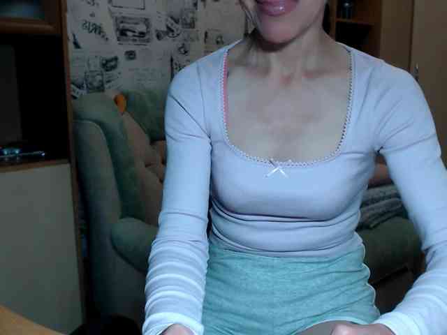 LadyL09 webcam